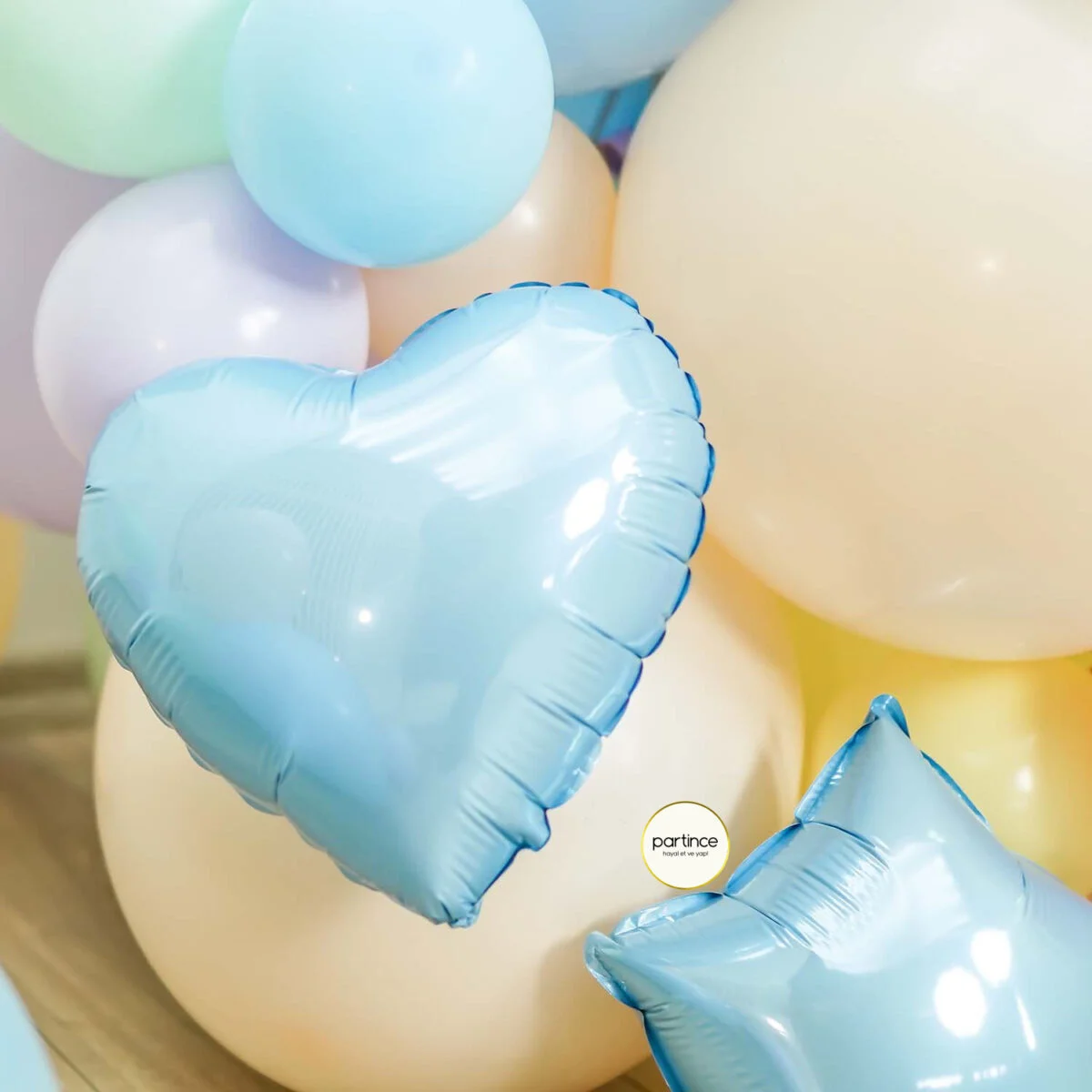 1 Yaş Balon Seti Doğum Günü İyi ki Doğdun Tema Pastel Mavi Parti Kiti - Görsel 3