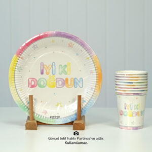 Makaron İyi Ki Doğdun Tabak Bardak Set 8'li