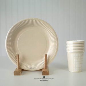 Düz - Kareli Krem Tabak Bardak Set 8'li