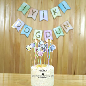 İyi ki Doğdun Yazısı Pasta Süsü ve Makaron Spiral Mum Seti