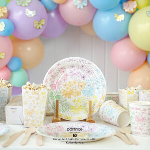 Makaron ve fiyonk temalı tabak bardak masa sofra ürünleri popcorn cake topper pasta süsü banner asma süs balon balon seti parti aksesuarları partince
