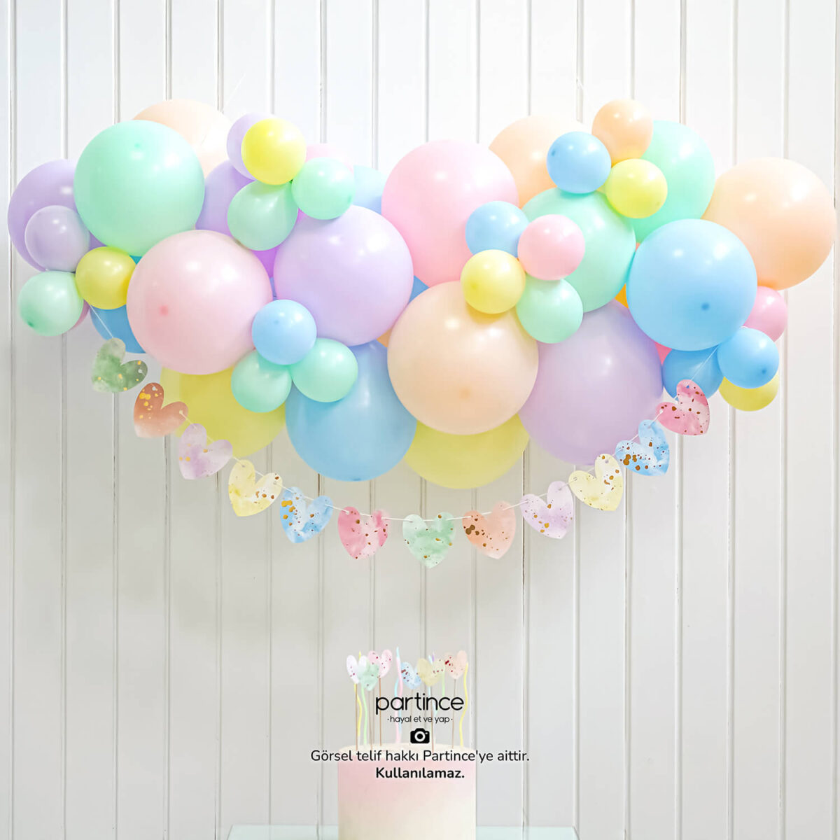 Makaron Kalp Temalı Mini Balon Zincir Kiti - Görsel 6