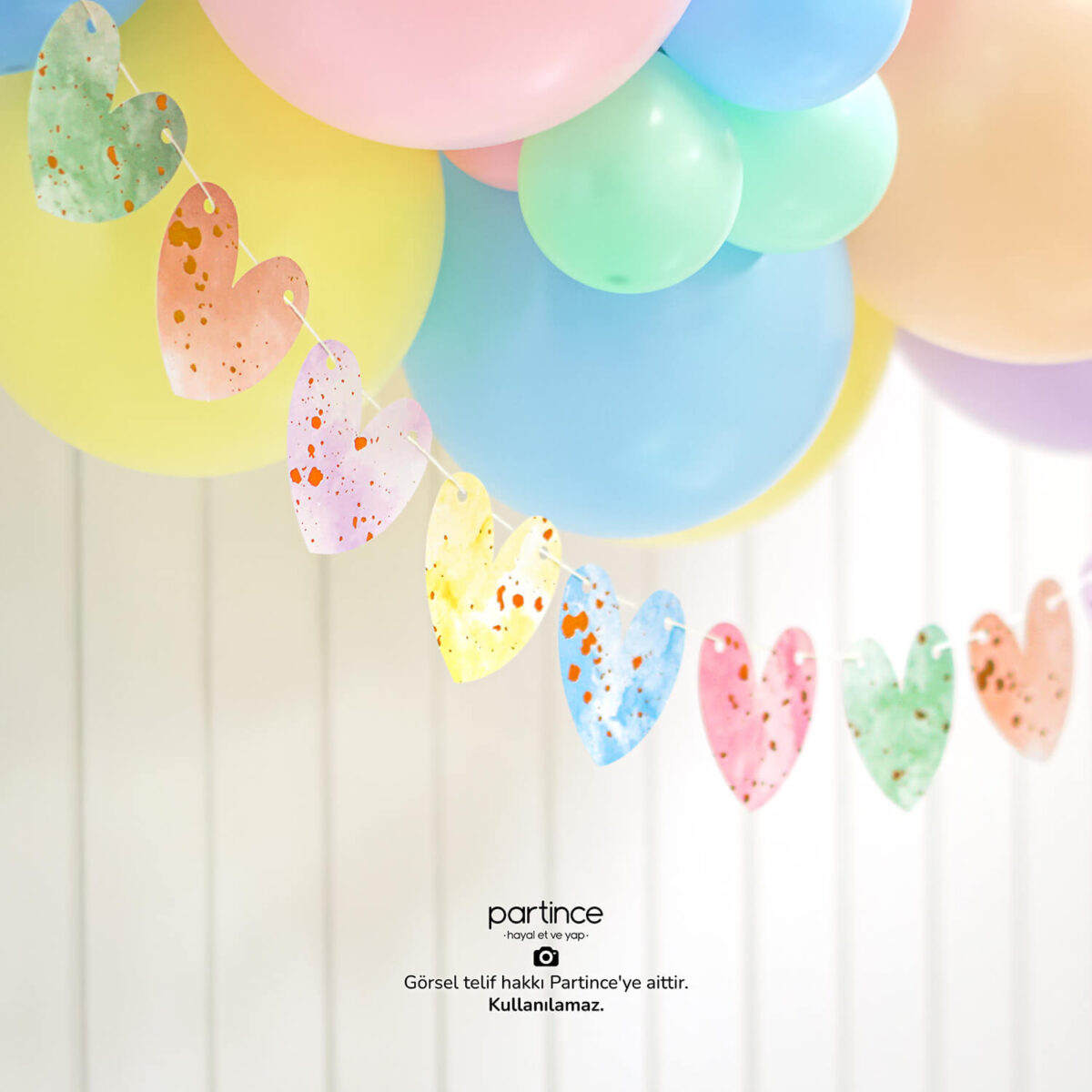 Makaron Kalp Temalı Mini Balon Zincir Kiti - Görsel 4