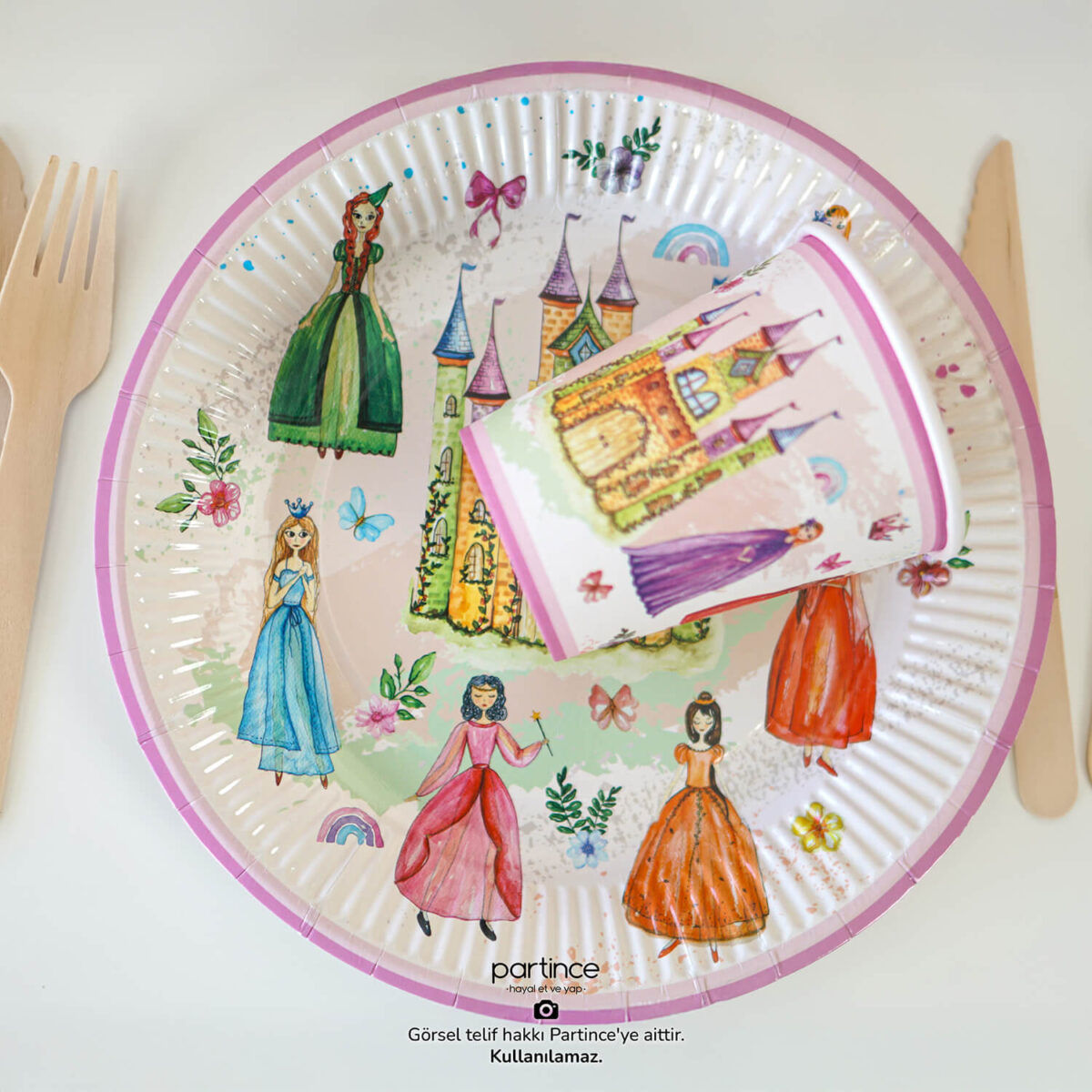Prenses Tema Tabak Bardak Set 8'li - Görsel 2