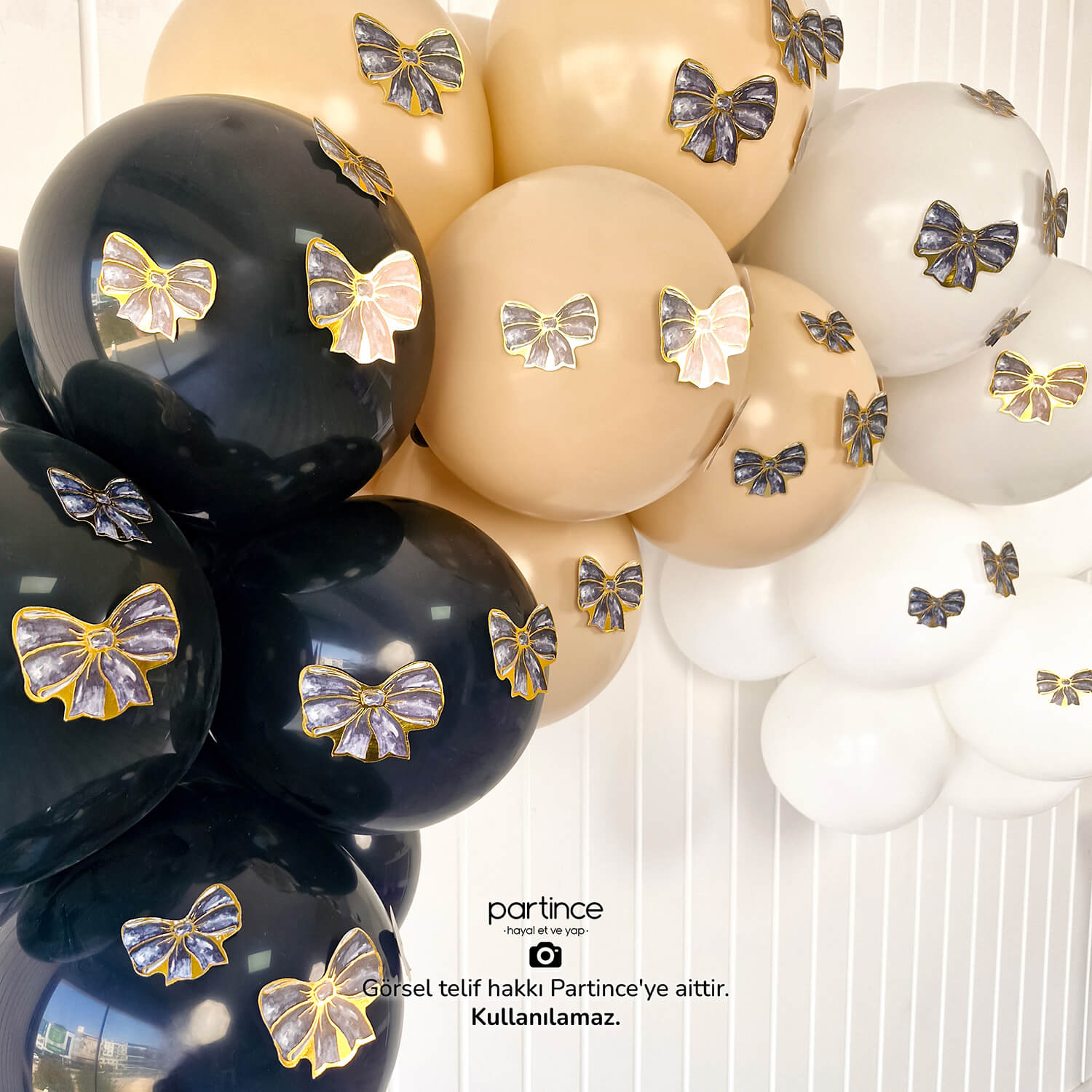 doğum günü süsleri siyah fiyonk süs siyah çöl kumu duman beyaz partince 48'li Siyah Fiyonk Süs Doğum Günü Süsleme Dekoru - Görsel 3