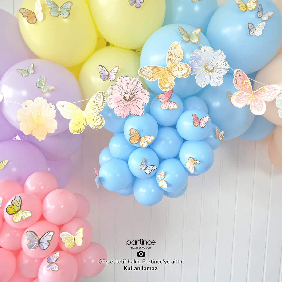 Makaron Kelebek Çiçek Konsept Balon Zincir Seti - Görsel 4