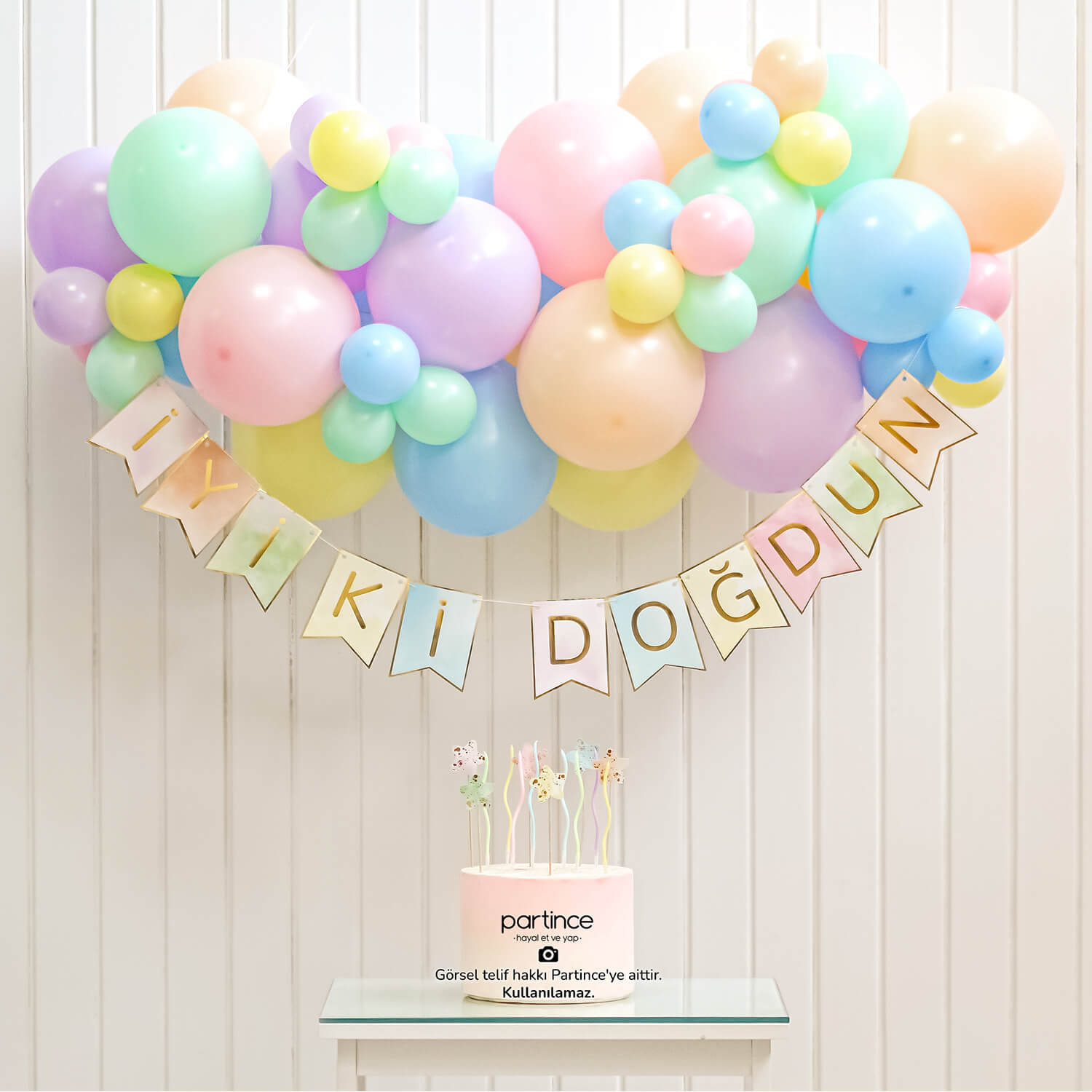 iyi ki doğdun makaron doğum günü süsleme balon seti partince İyi ki Doğdun Mini Balon Zincir Kiti - Görsel 4