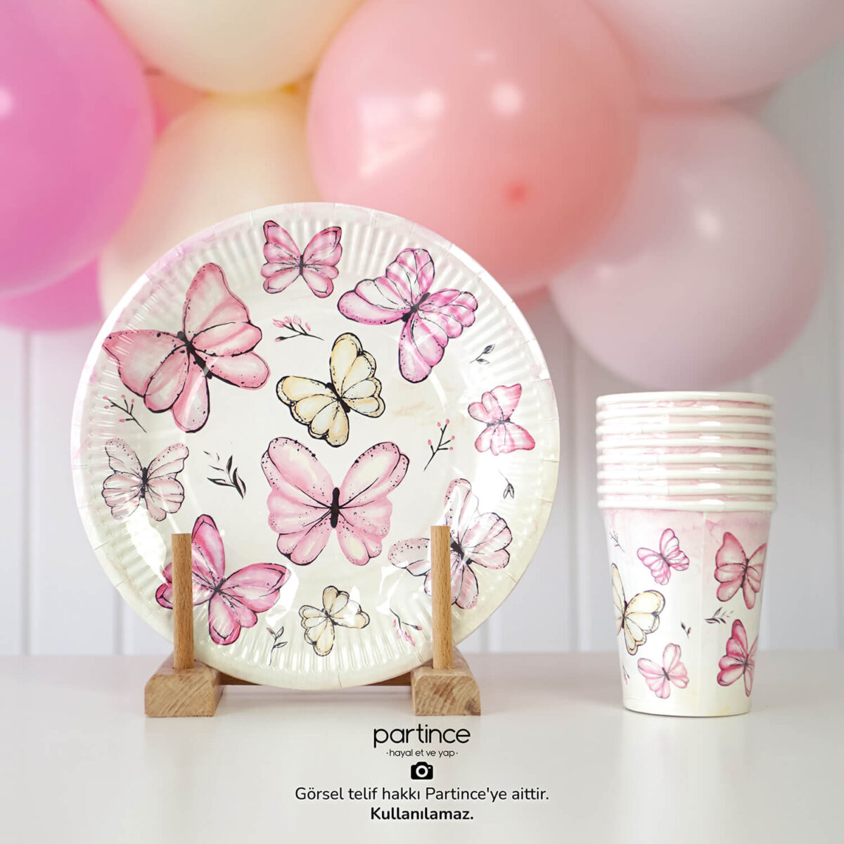 Pembe Kelebek Tema Tabak Bardak Set 8'li - Görsel 3